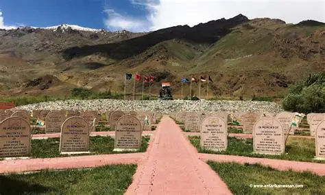 Kargil War Memorial Drass Ladakh Amar Jawan Tiger Hill view